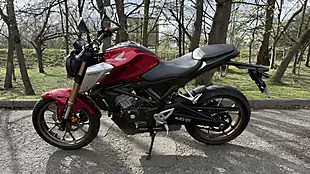 Used 2021 Honda CB125R Red - Interior and Exterior details 2