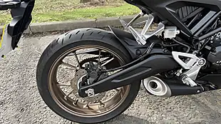 Used 2021 Honda CB125R Red - Interior and Exterior details 6