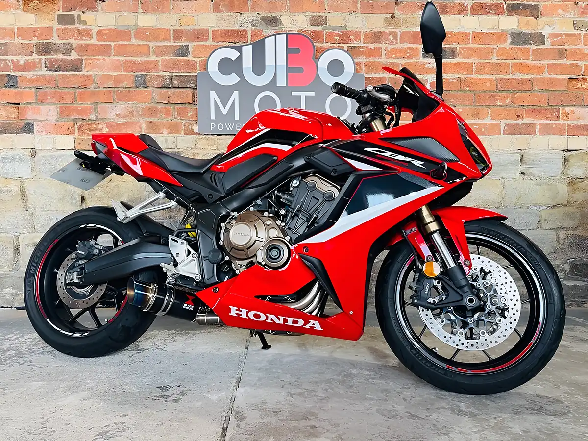 Used 2021 Honda Cbr650r Abs Red - Front View