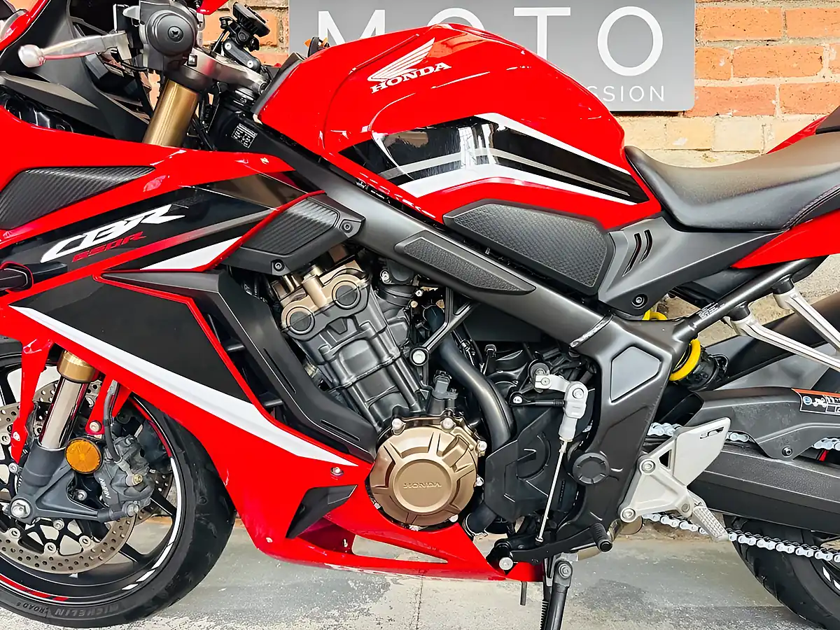 Used 2021 Honda Cbr650r Abs Red - Interior and Exterior details 15
