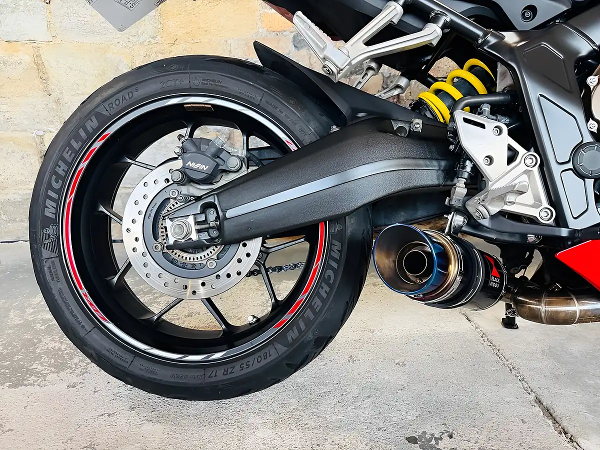 Used 2021 Honda Cbr650r Abs Red - Interior and Exterior details 9