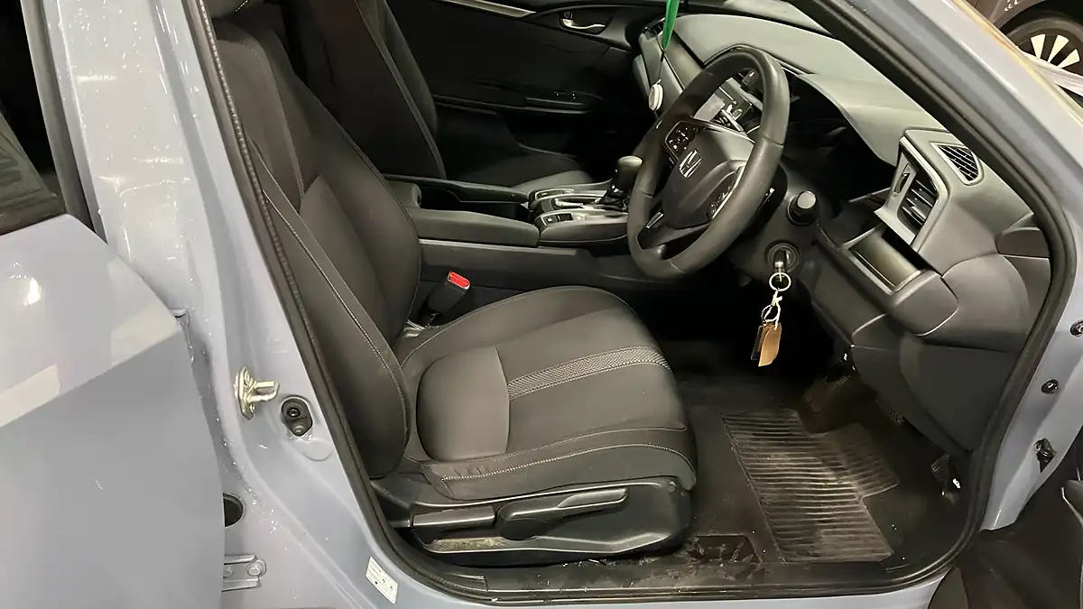 Used 2021 Honda Civic Se Grey - Interior and Exterior details 10