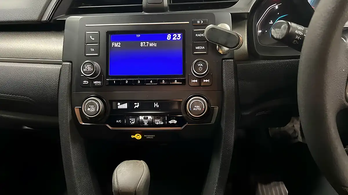 Used 2021 Honda Civic Se Grey - Interior and Exterior details 11