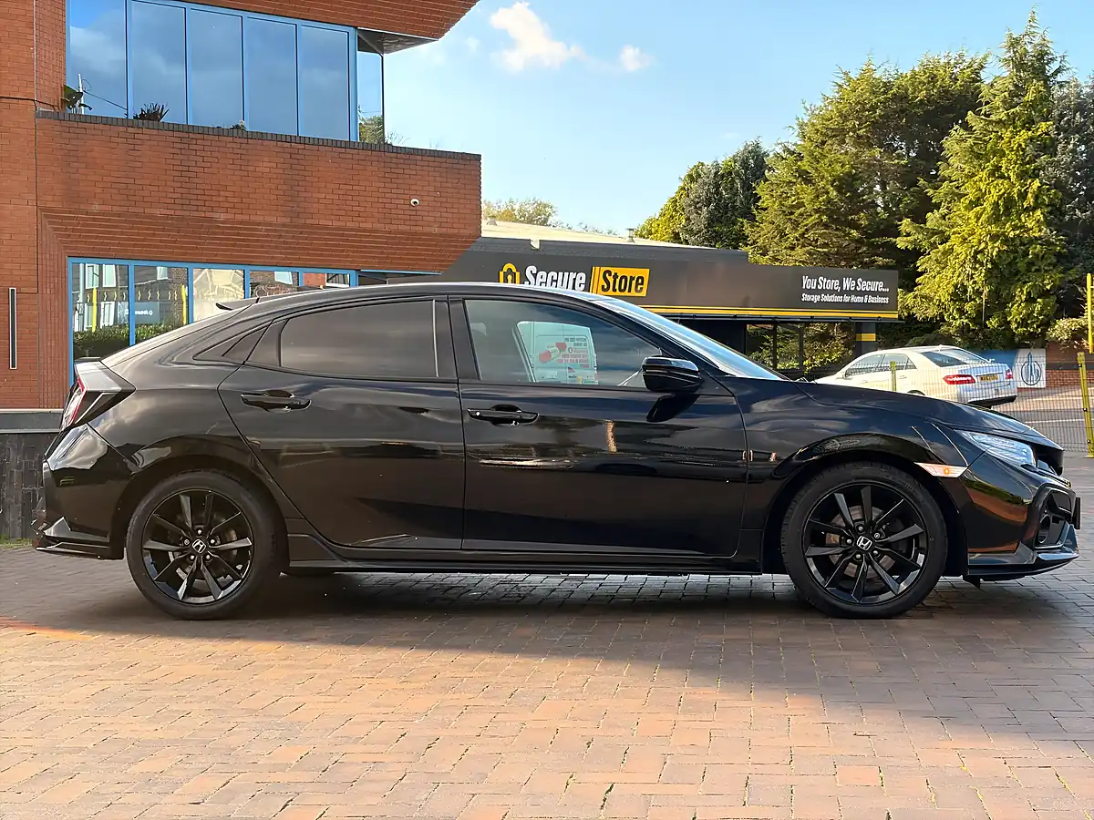 Used 2021 Honda Civic Sport Black - Interior and Exterior details 4