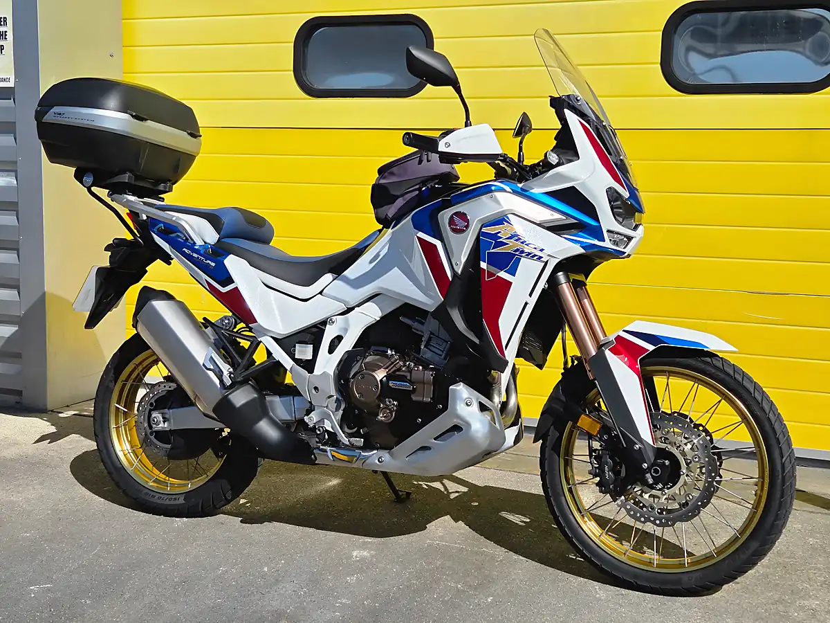 Used 2021 Honda CRF1100L Adventure Sports White - Interior and Exterior details 3