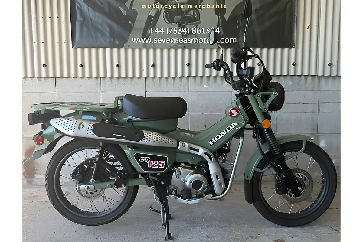 Used 2021 Honda CT125 Hunter Cub Green - Front View