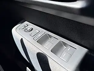 Used 2021 Honda E Advance White - Interior and Exterior details 14