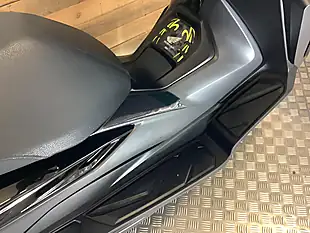 Used 2021 Honda Forza Maxi Black - Interior and Exterior details 16
