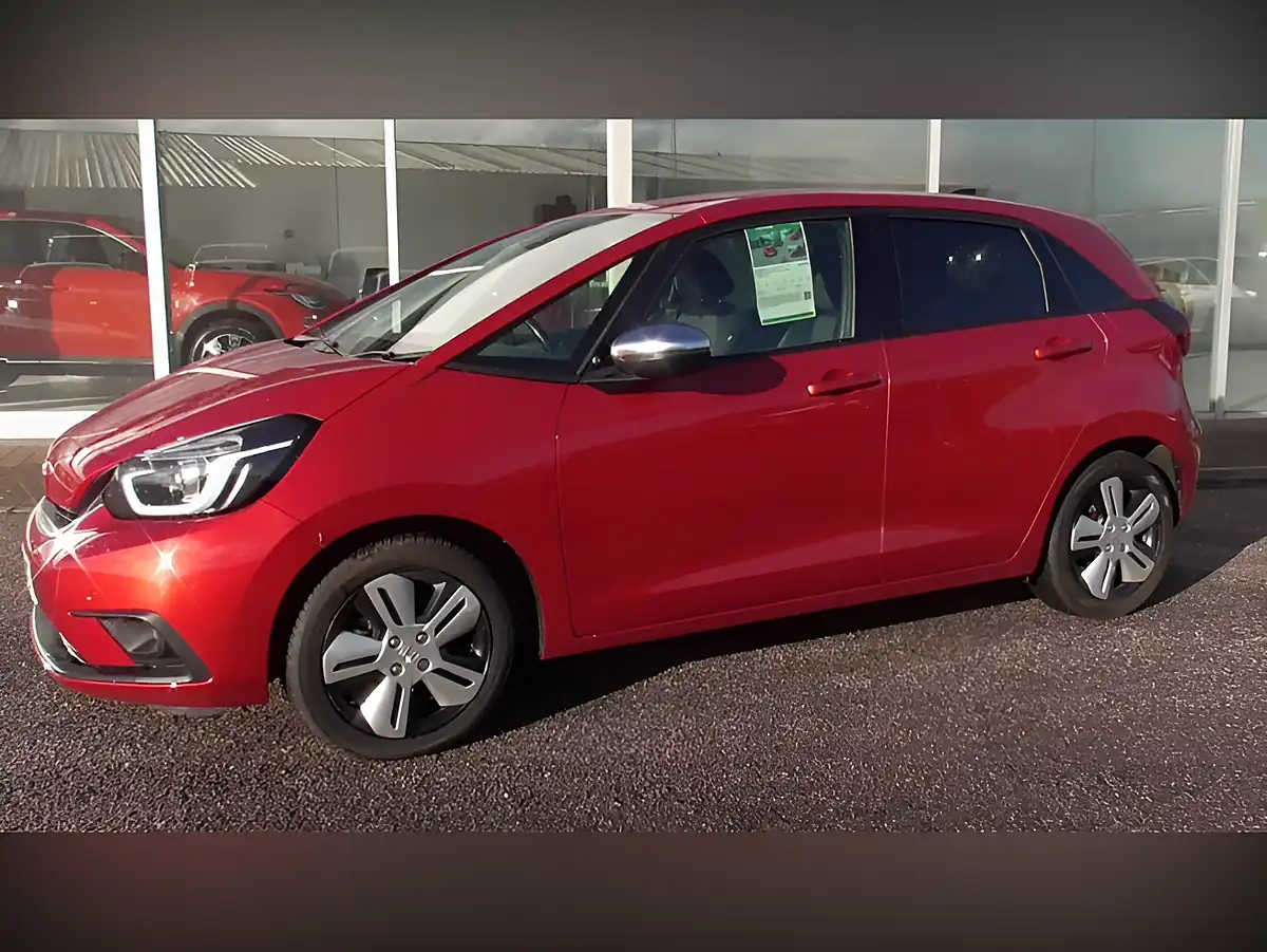 Used 2021 Honda Jazz Ex Red - Interior and Exterior details 4