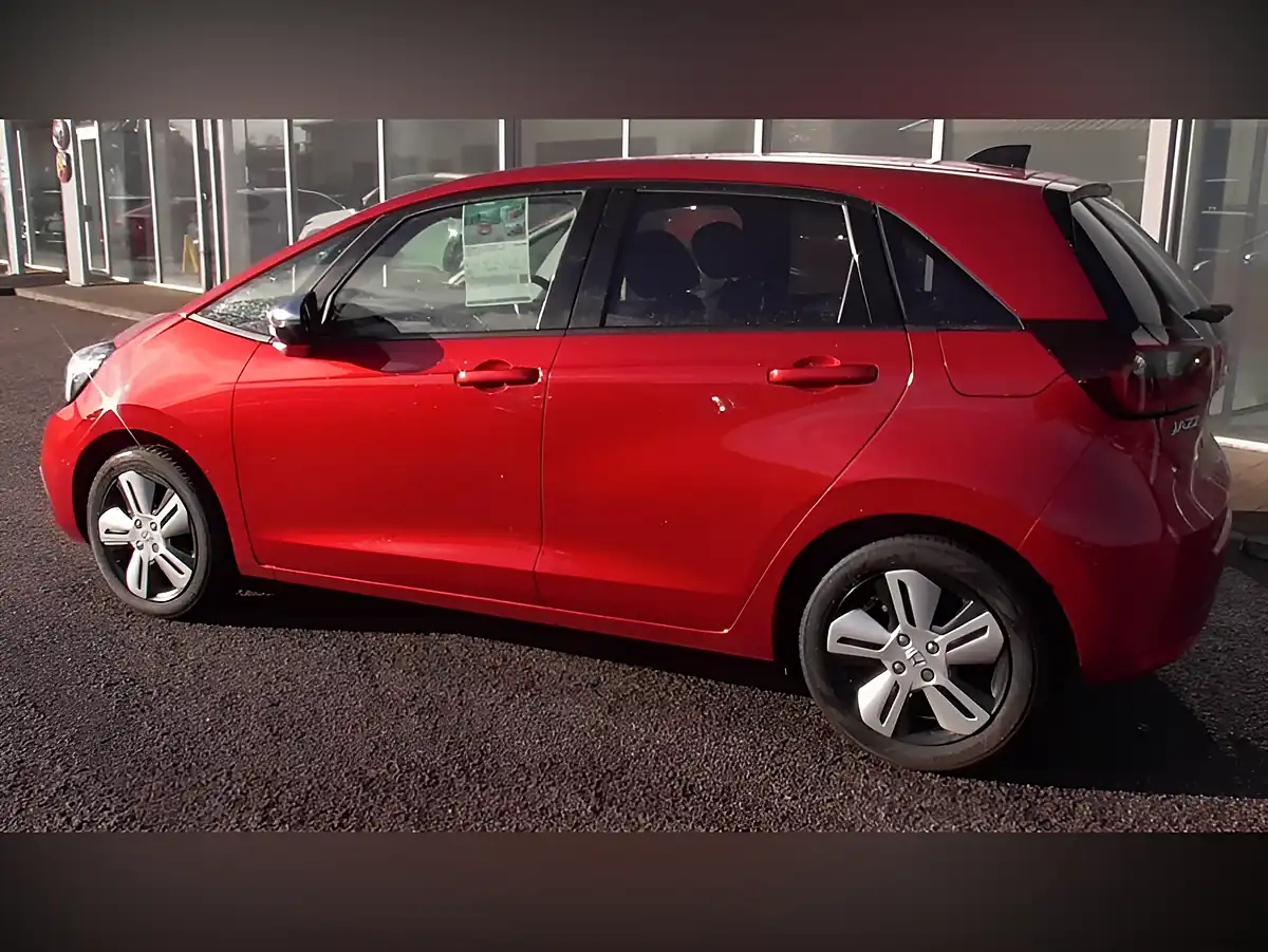 Used 2021 Honda Jazz Ex Red - Interior and Exterior details 6