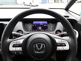Used 2021 Honda Jazz Se Platinum White - Interior and Exterior details 4