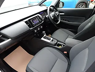 Used 2021 Honda Jazz Se Platinum White - Interior and Exterior details 6