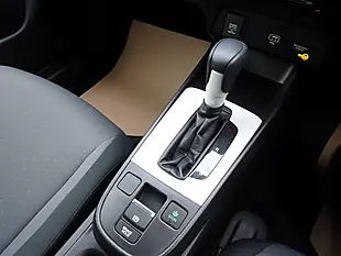 Used 2021 Honda Jazz Se Platinum White - Interior and Exterior details 8