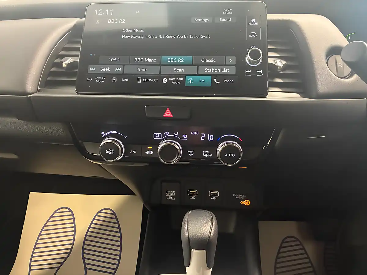 Used 2021 Honda Jazz Sr Black - Interior and Exterior details 12