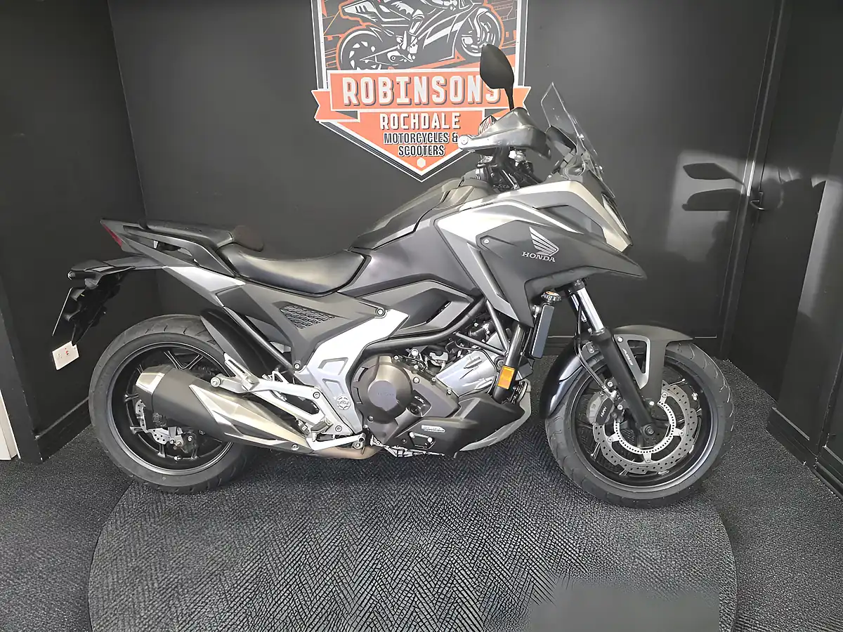 Used 2021 Honda Nc 750 Xd-M Black - Interior and Exterior details 10