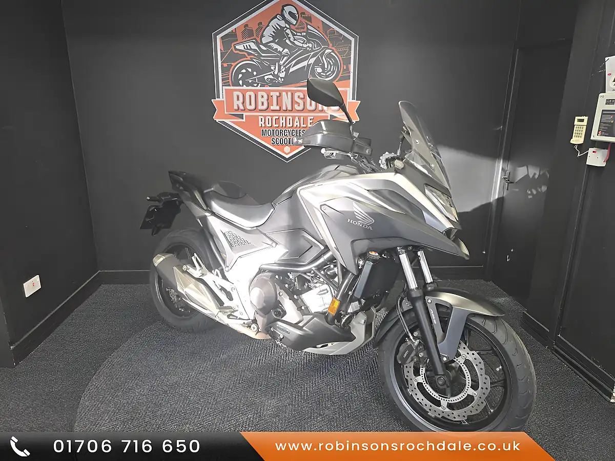 Used 2021 Honda Nc 750 Xd-M Black - Interior and Exterior details 3