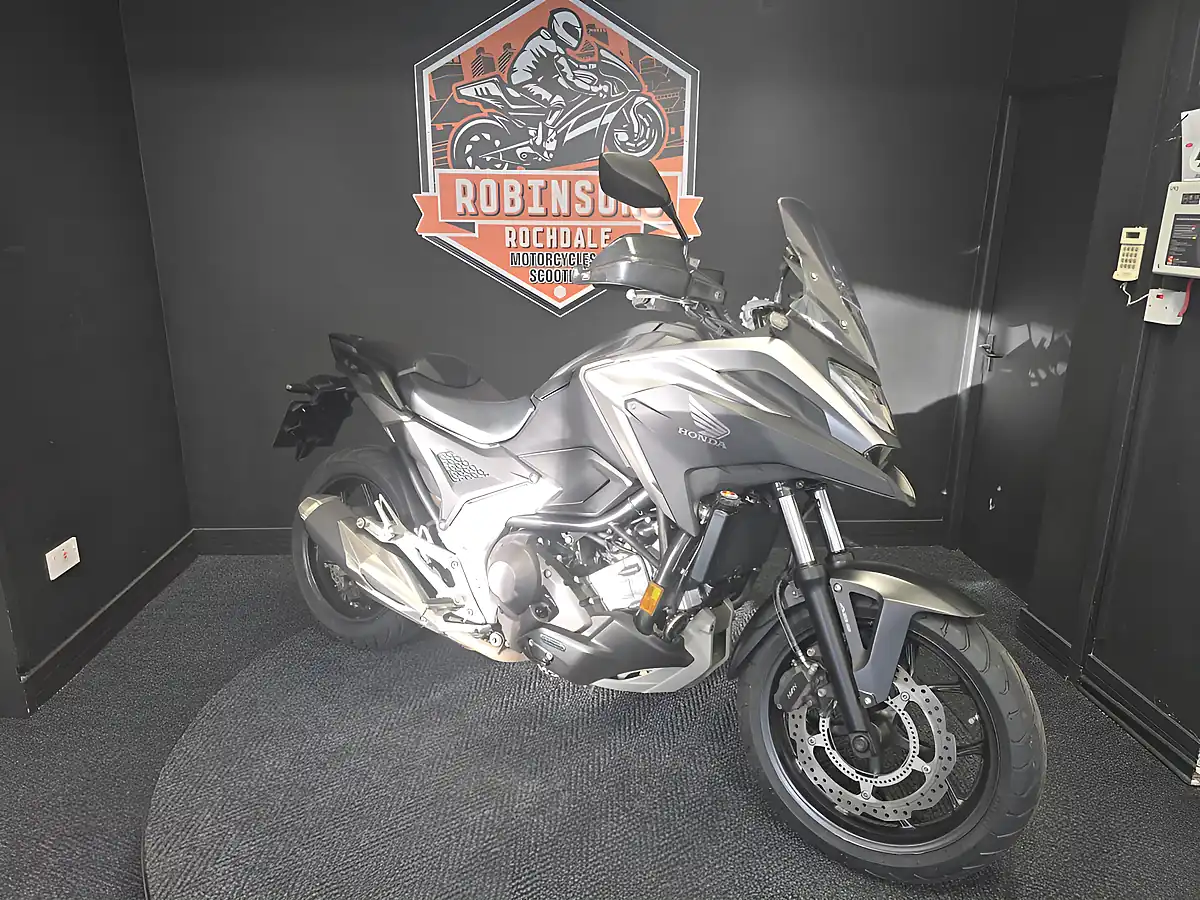 Used 2021 Honda Nc 750 Xd-M Black - Interior and Exterior details 4