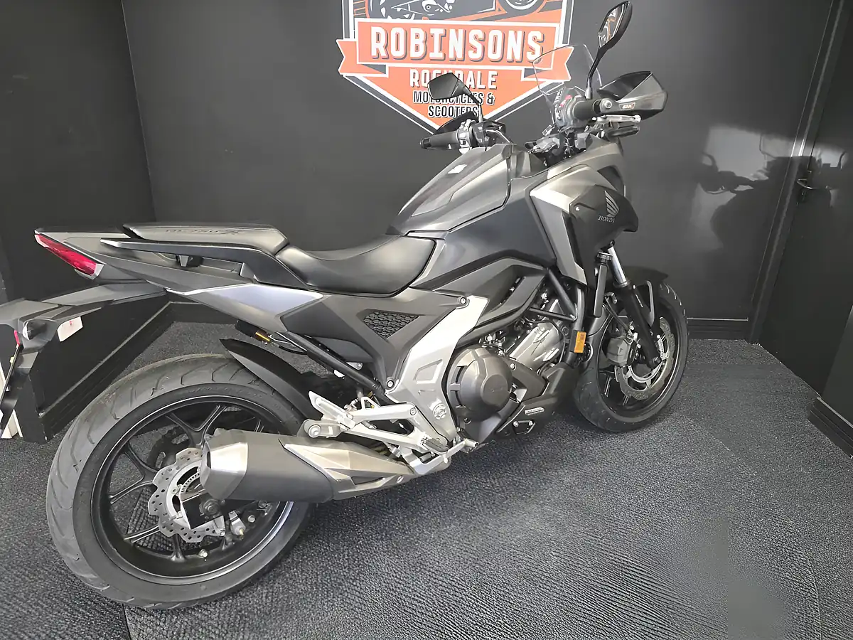 Used 2021 Honda Nc 750 Xd-M Black - Interior and Exterior details 9