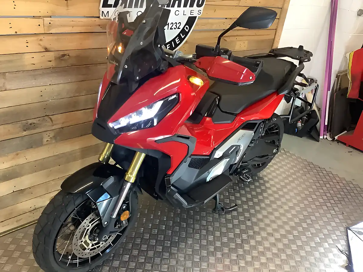 Used 2021 Honda X-Adv Red - Interior and Exterior details 3