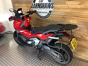 Used 2021 Honda X-Adv Red - Interior and Exterior details 6