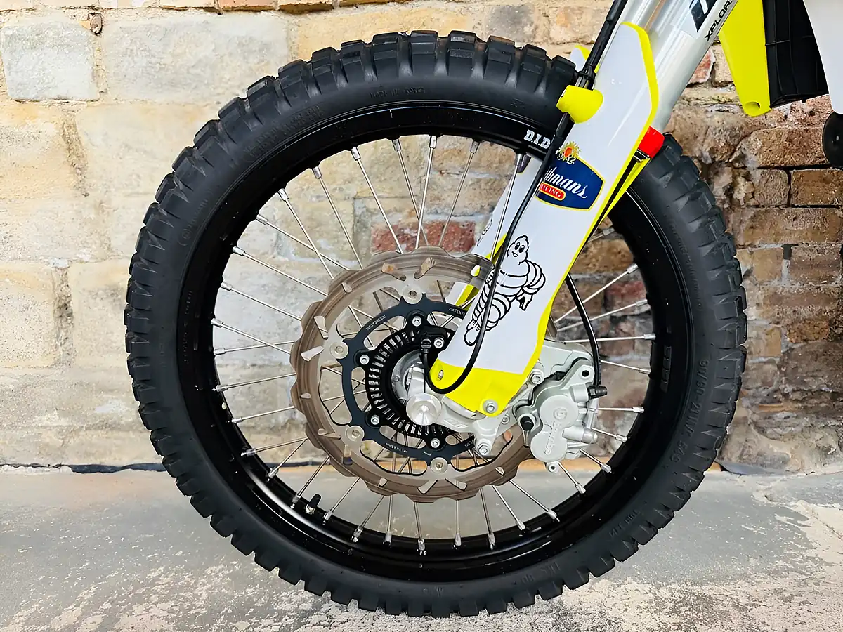 Used 2021 Husqvarna 701 Enduro White - Interior and Exterior details 14
