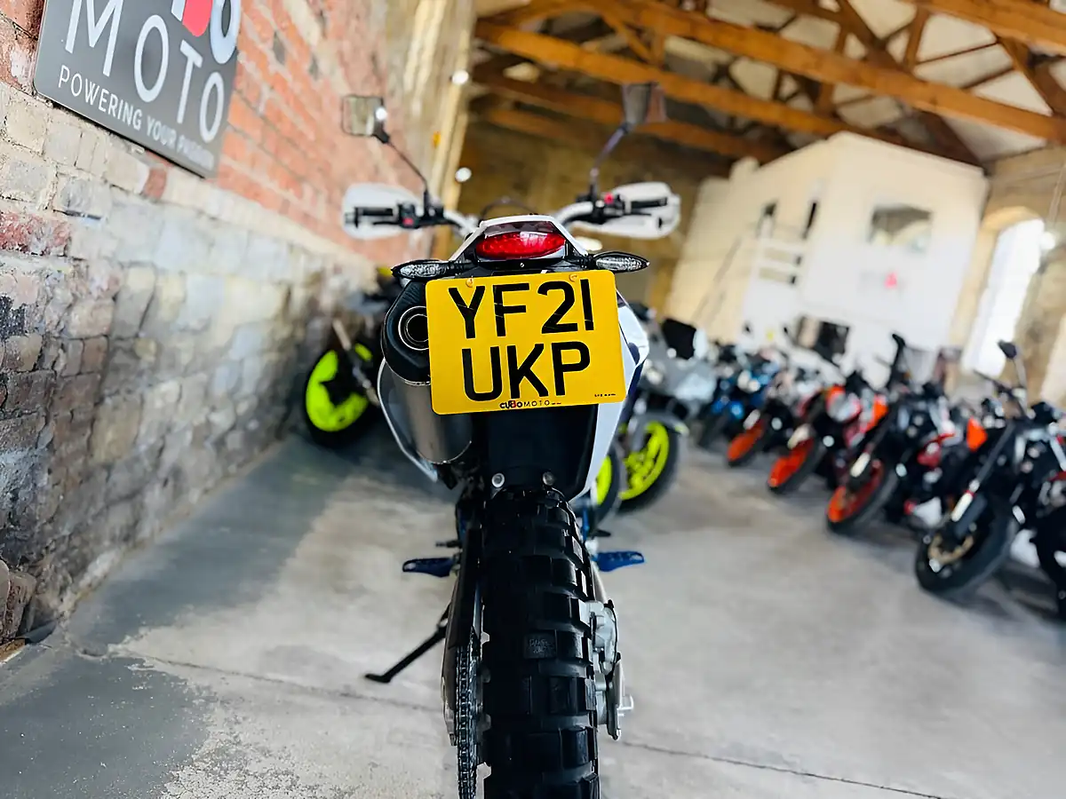 Used 2021 Husqvarna 701 Enduro White - Interior and Exterior details 18
