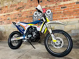Used 2021 Husqvarna 701 Enduro White - Interior and Exterior details 3