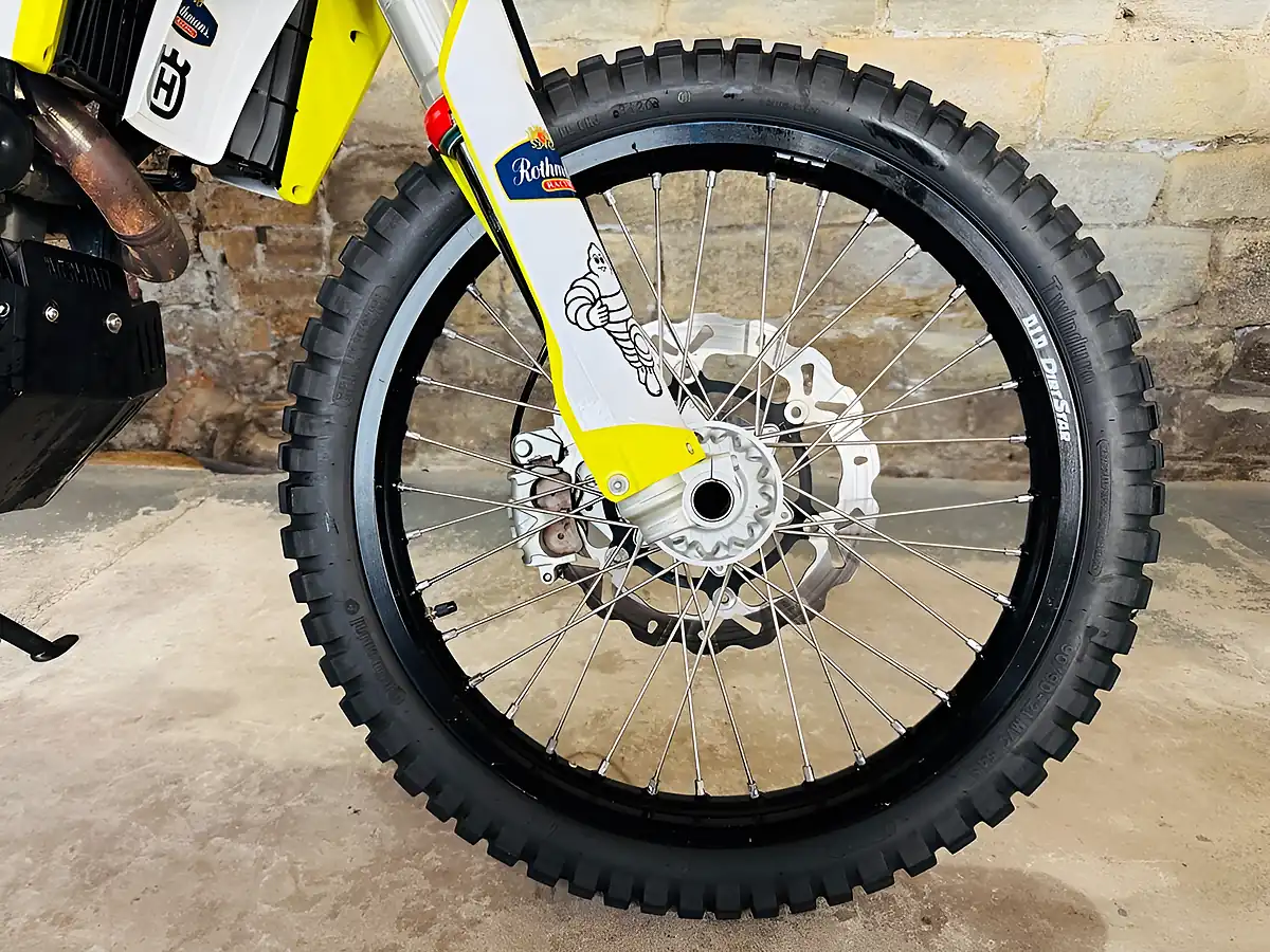 Used 2021 Husqvarna 701 Enduro White - Interior and Exterior details 5