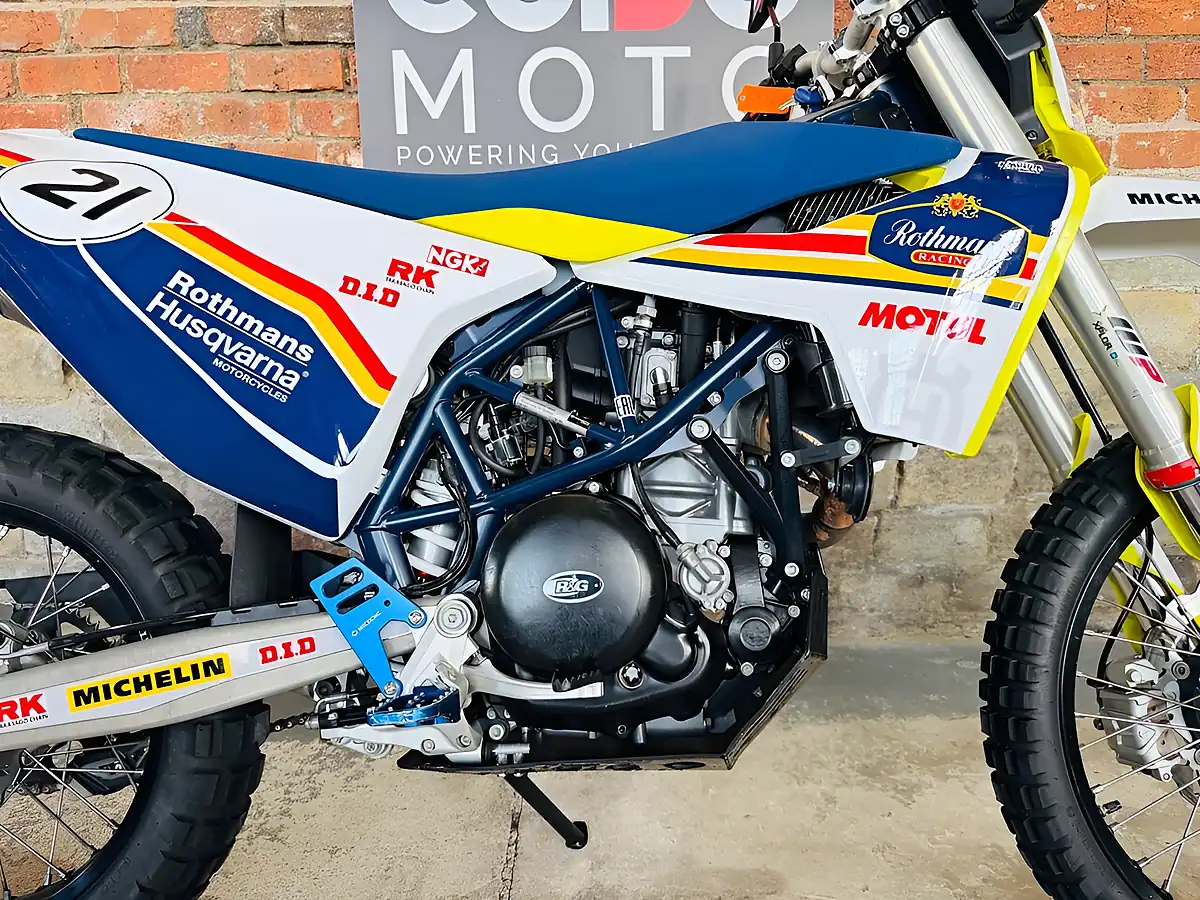 Used 2021 Husqvarna 701 Enduro White - Interior and Exterior details 7