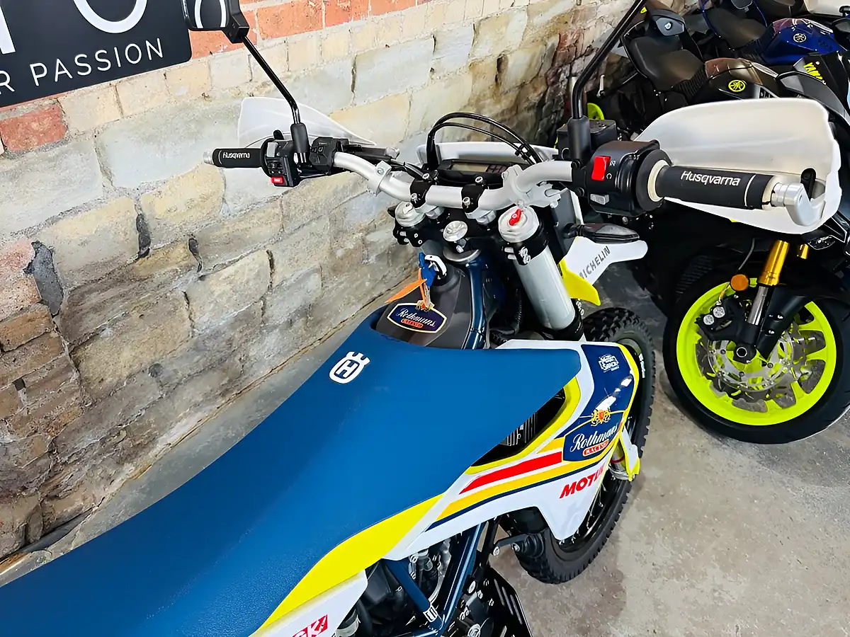 Used 2021 Husqvarna 701 Enduro White - Interior and Exterior details 8