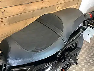 Used 2021 Hyosung Gv S Aquila Black - Interior and Exterior details 13