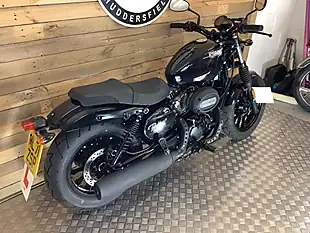 Used 2021 Hyosung Gv S Aquila Black - Interior and Exterior details 4