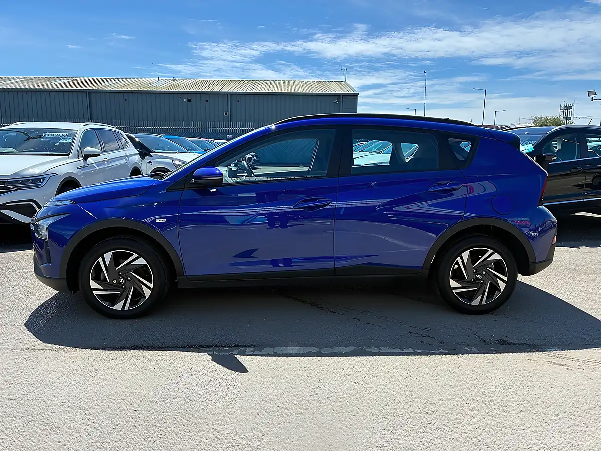 Used 2021 Hyundai Bayon Se Connect Intense Blue - Interior and Exterior details 12