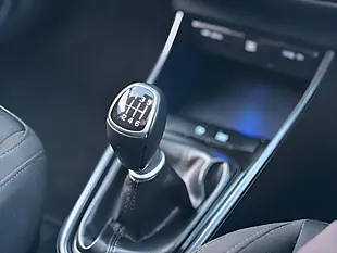 Used 2021 Hyundai Bayon Se Connect White - Interior and Exterior details 19