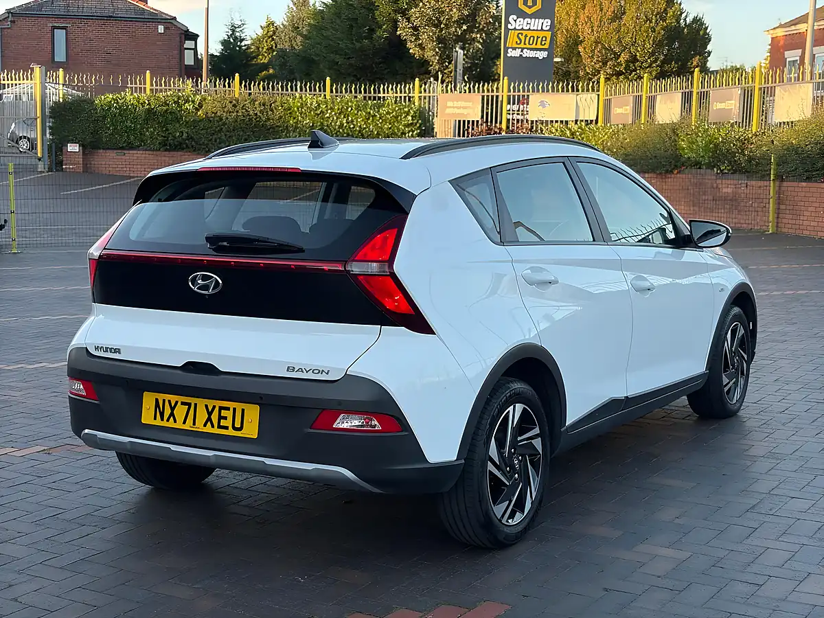 Used 2021 Hyundai Bayon Se Connect White - Interior and Exterior details 7