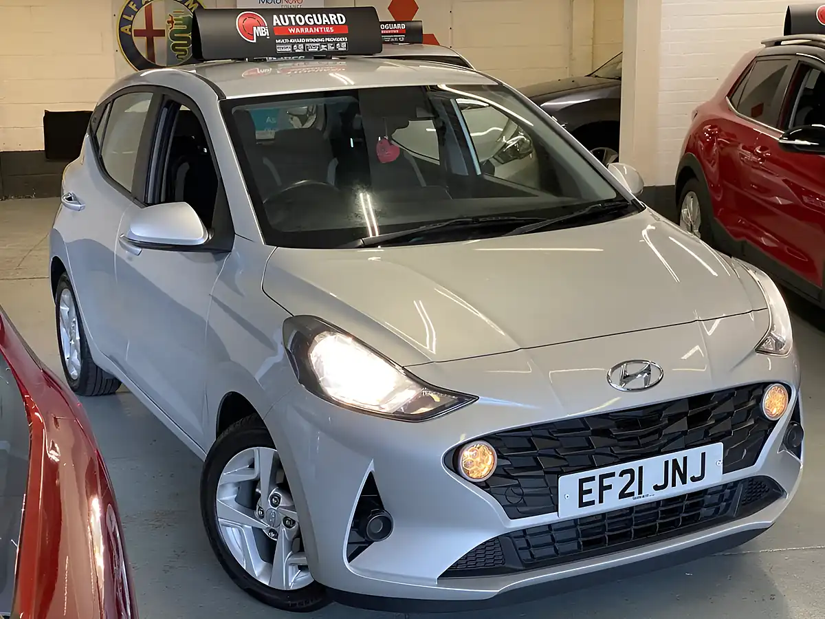 Used 2021 Hyundai I10 Se Connect Grey - Front View