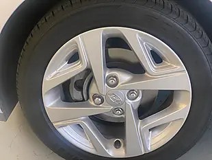 Used 2021 Hyundai I10 Se Connect Grey - Interior and Exterior details 17