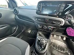 Used 2021 Hyundai I10 Se Connect White - Interior and Exterior details 18