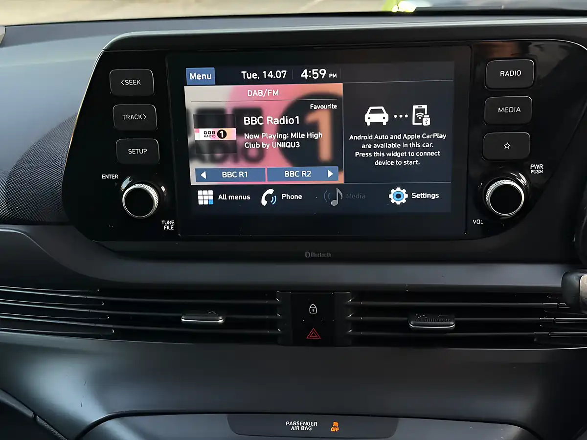 Used 2021 Hyundai i20 Element Grey - Interior and Exterior details 16