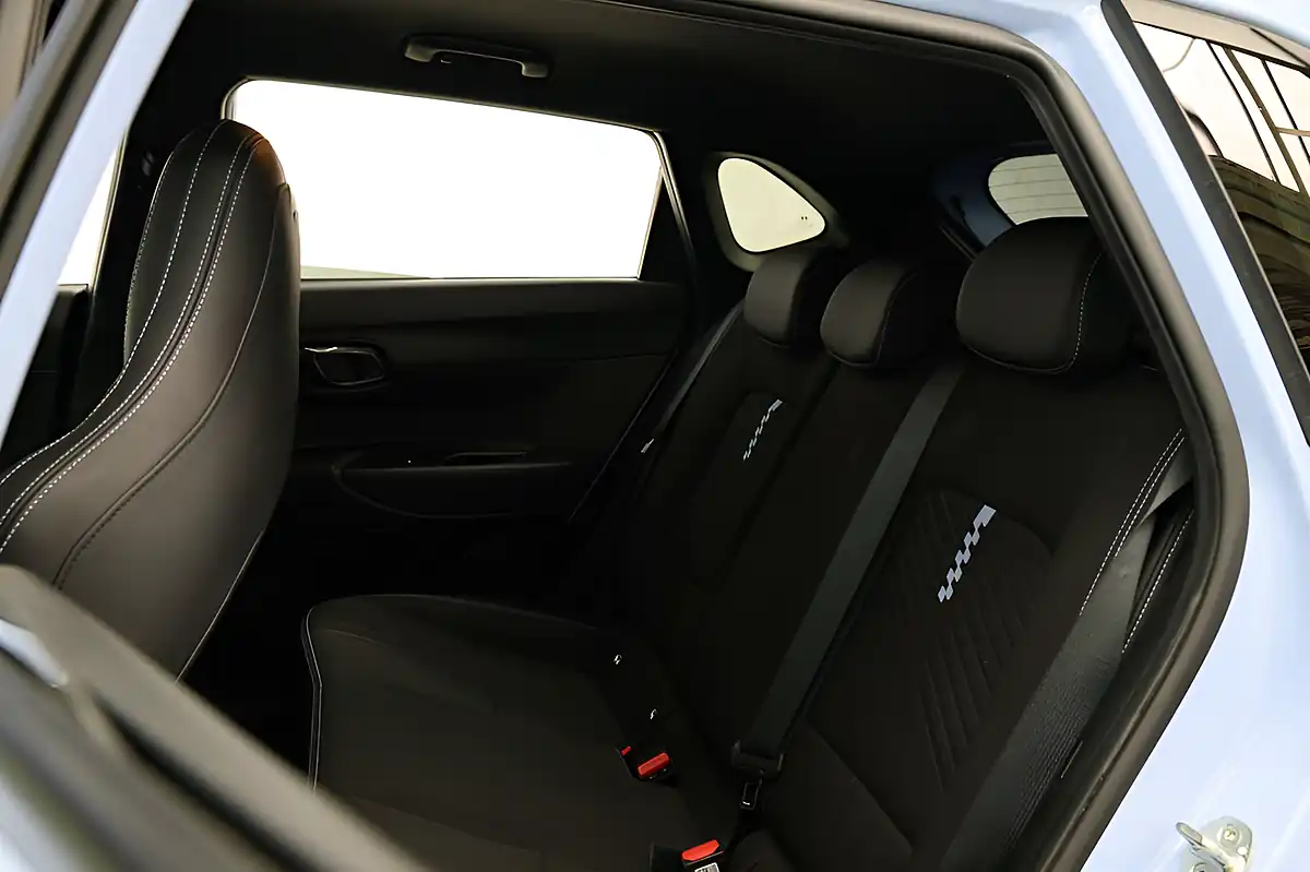Used 2021 Hyundai I20 N Blue - Interior and Exterior details 15