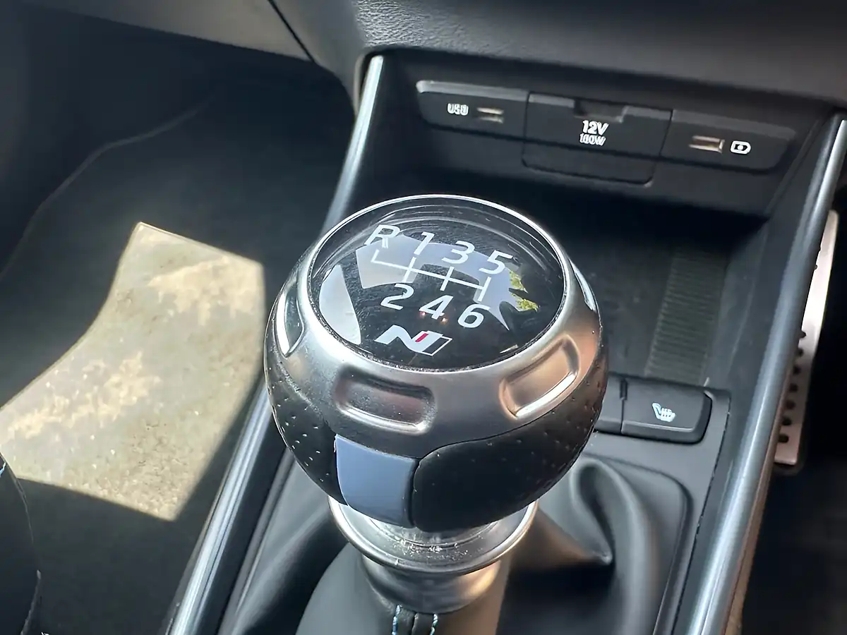 Used 2021 Hyundai I20 N Polar White - Interior and Exterior details 13