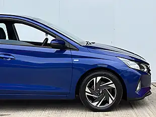 Used 2021 Hyundai i20 Se Connect Intense Blue - Interior and Exterior details 11