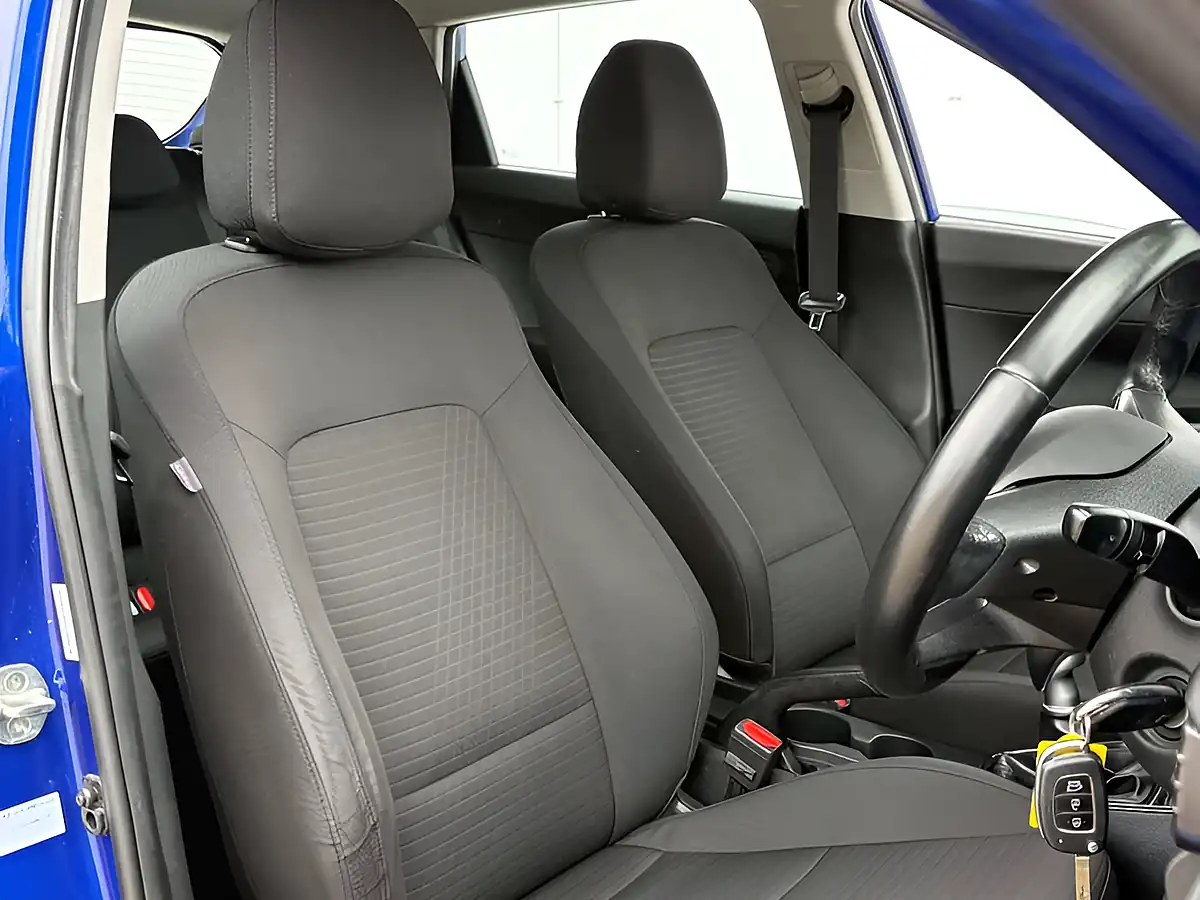 Used 2021 Hyundai i20 Se Connect Intense Blue - Interior and Exterior details 15