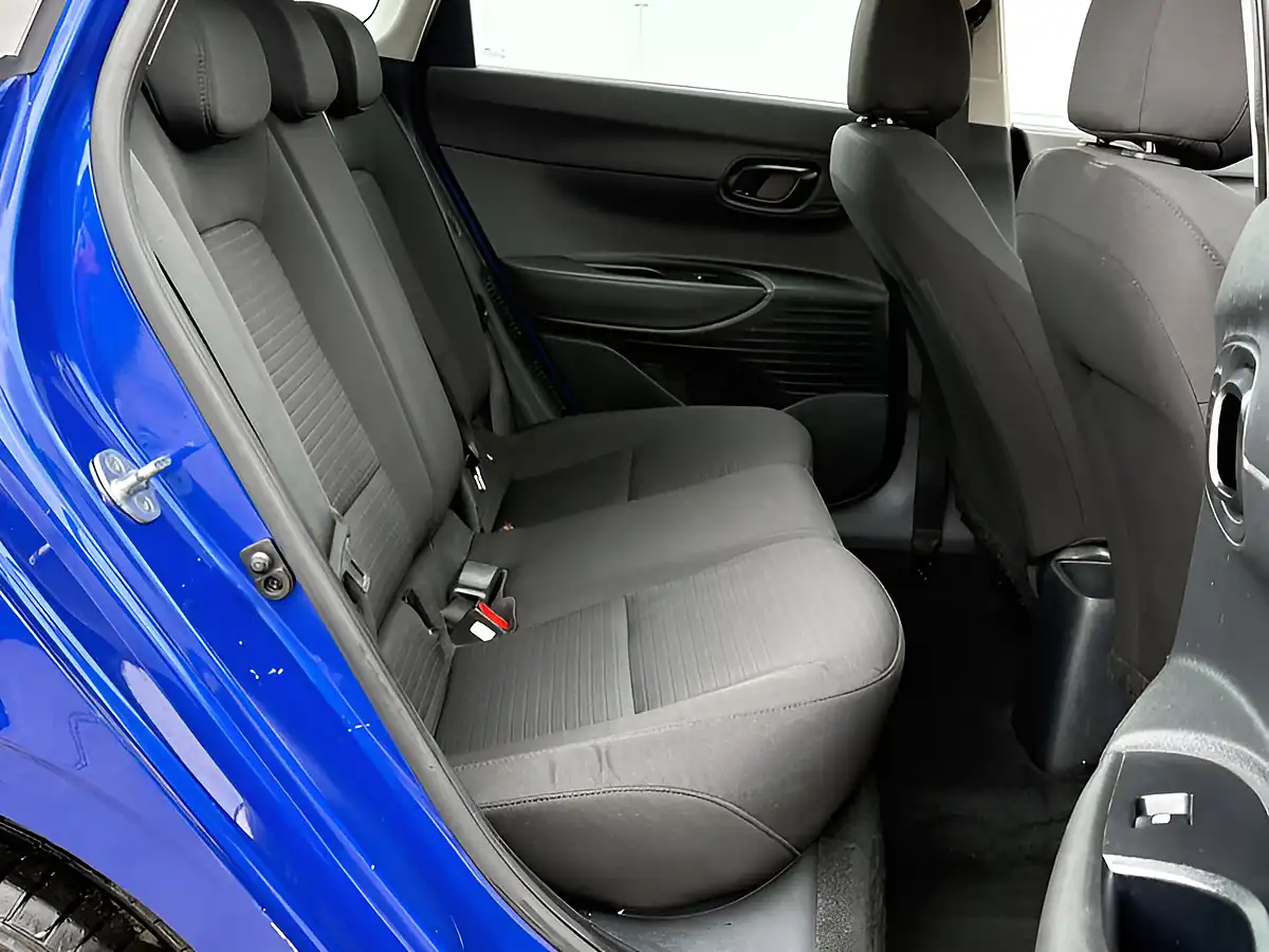 Used 2021 Hyundai i20 Se Connect Intense Blue - Interior and Exterior details 18