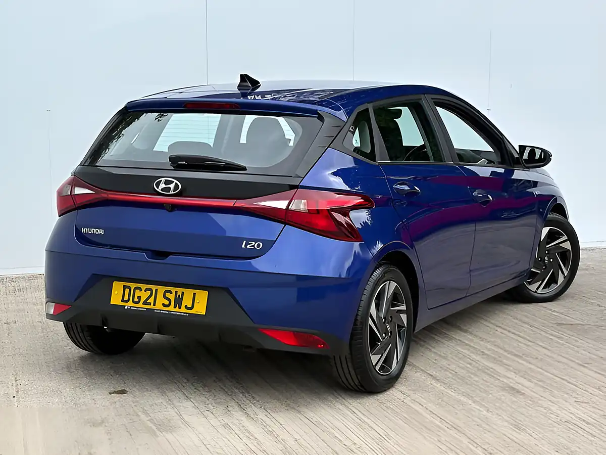 Used 2021 Hyundai i20 Se Connect Intense Blue - Interior and Exterior details 2