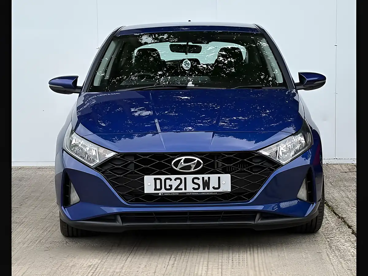 Used 2021 Hyundai i20 Se Connect Intense Blue - Interior and Exterior details 5