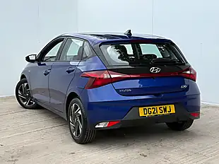 Used 2021 Hyundai i20 Se Connect Intense Blue - Interior and Exterior details 6