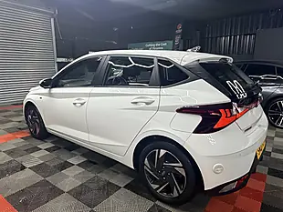Used 2021 Hyundai I20 Se Connect White - Interior and Exterior details 8