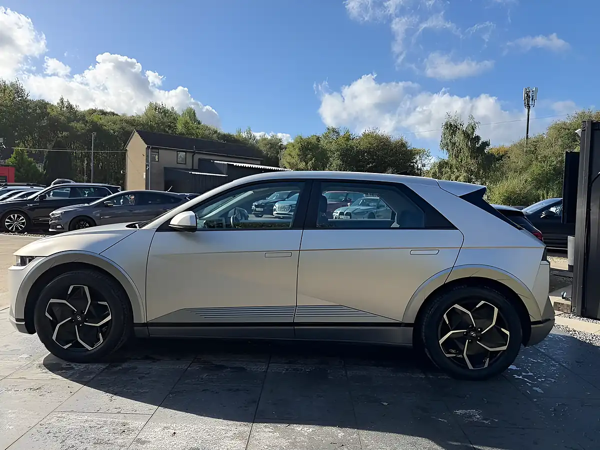 Used 2021 Hyundai Ioniq 5 Premium Gold - Interior and Exterior details 10