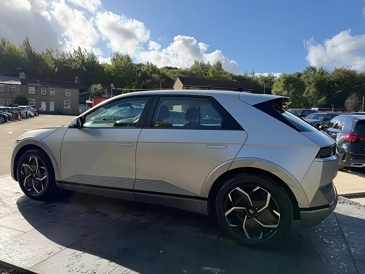 Used 2021 Hyundai Ioniq 5 Premium Gold - Interior and Exterior details 5